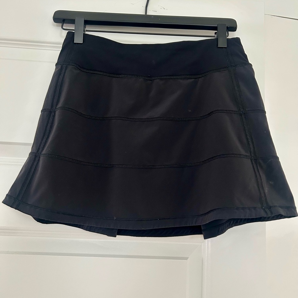 lululemon athletica Black Mini Skort with Panel Stitching